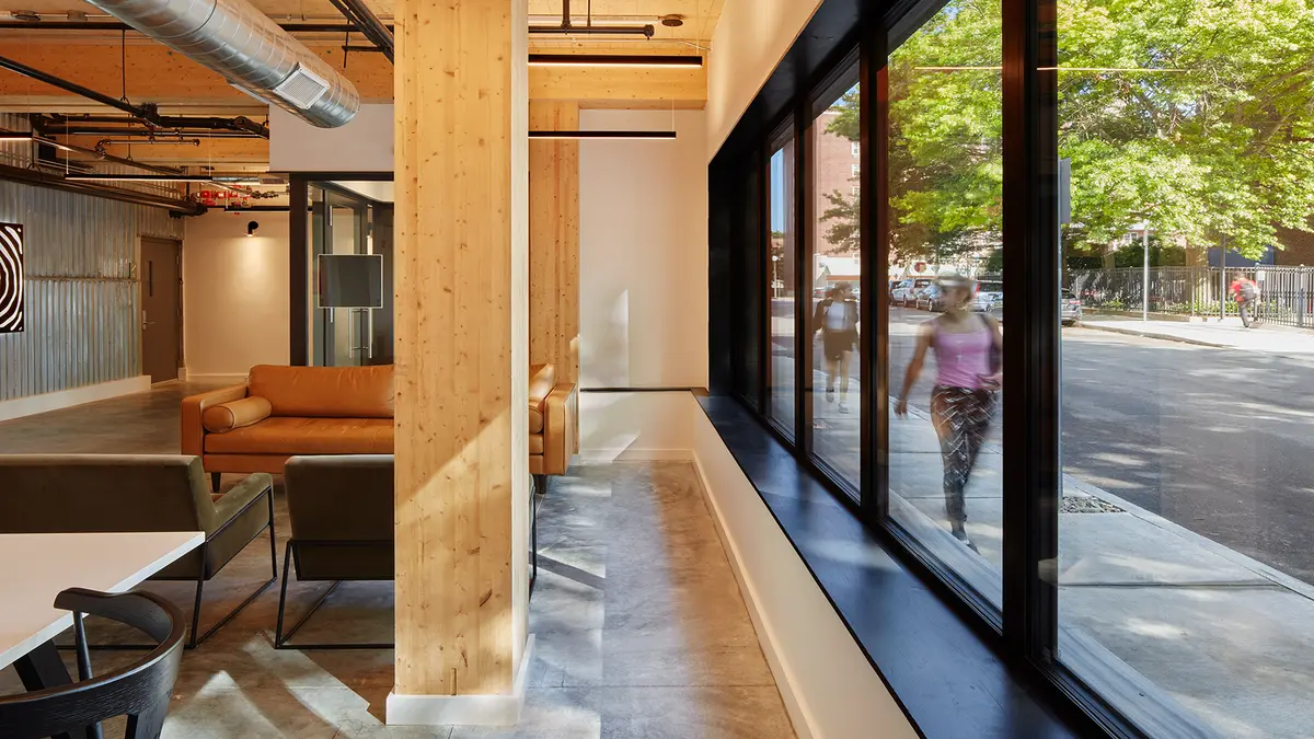 11 East Lenox