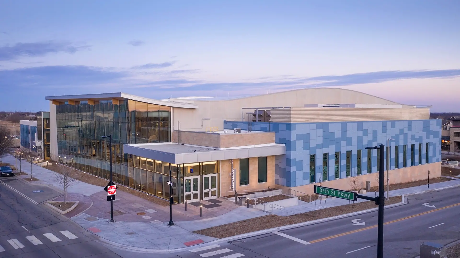 Lenexa Aquatic Center